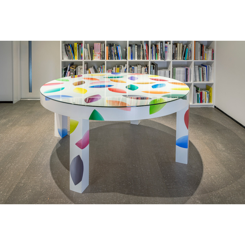 <a href="https://ueshima-collection.com/artist-list/230" style="color:inherit">NICOLAS PARTY</a>:Almond Pattern Table